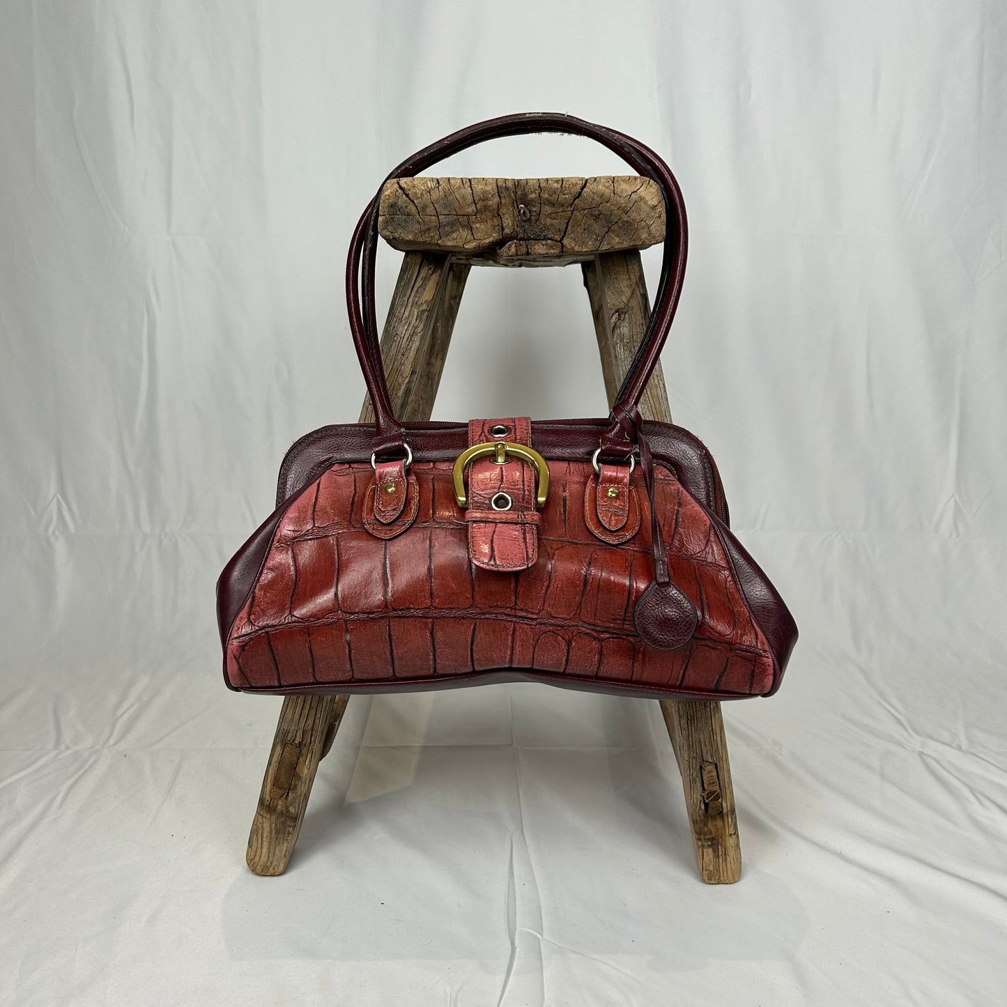 Vintage y2k style croc effect leather shoulder bag