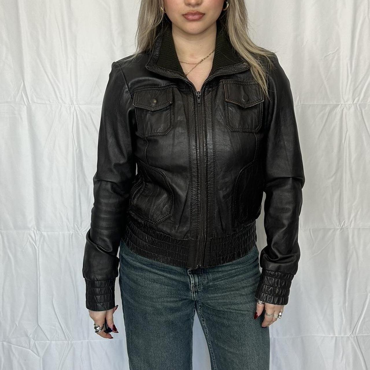 Vintage y2k style brown leather jacket 🤎