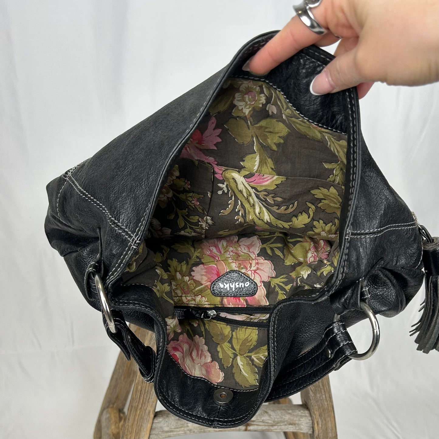 Vintage y2k style black slouchy hobo leather shoulder bag