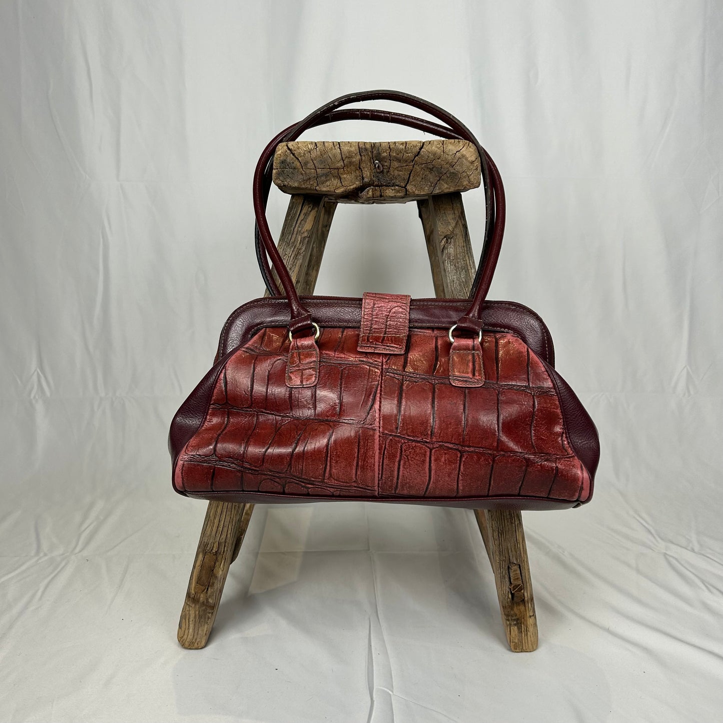 Vintage y2k style croc effect leather shoulder bag
