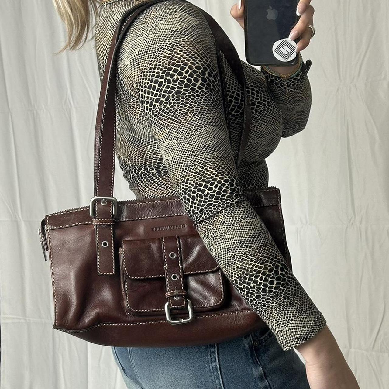 Vintage y2k style brown leather shoulder bag