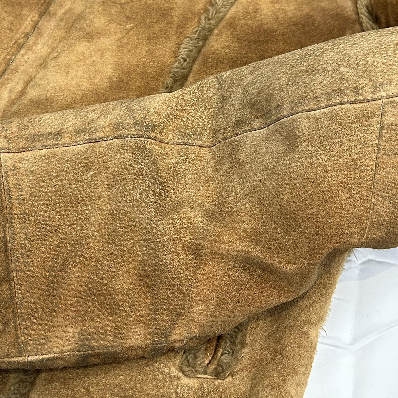 Vintage y2k style tan suede jacket with faux fur interior