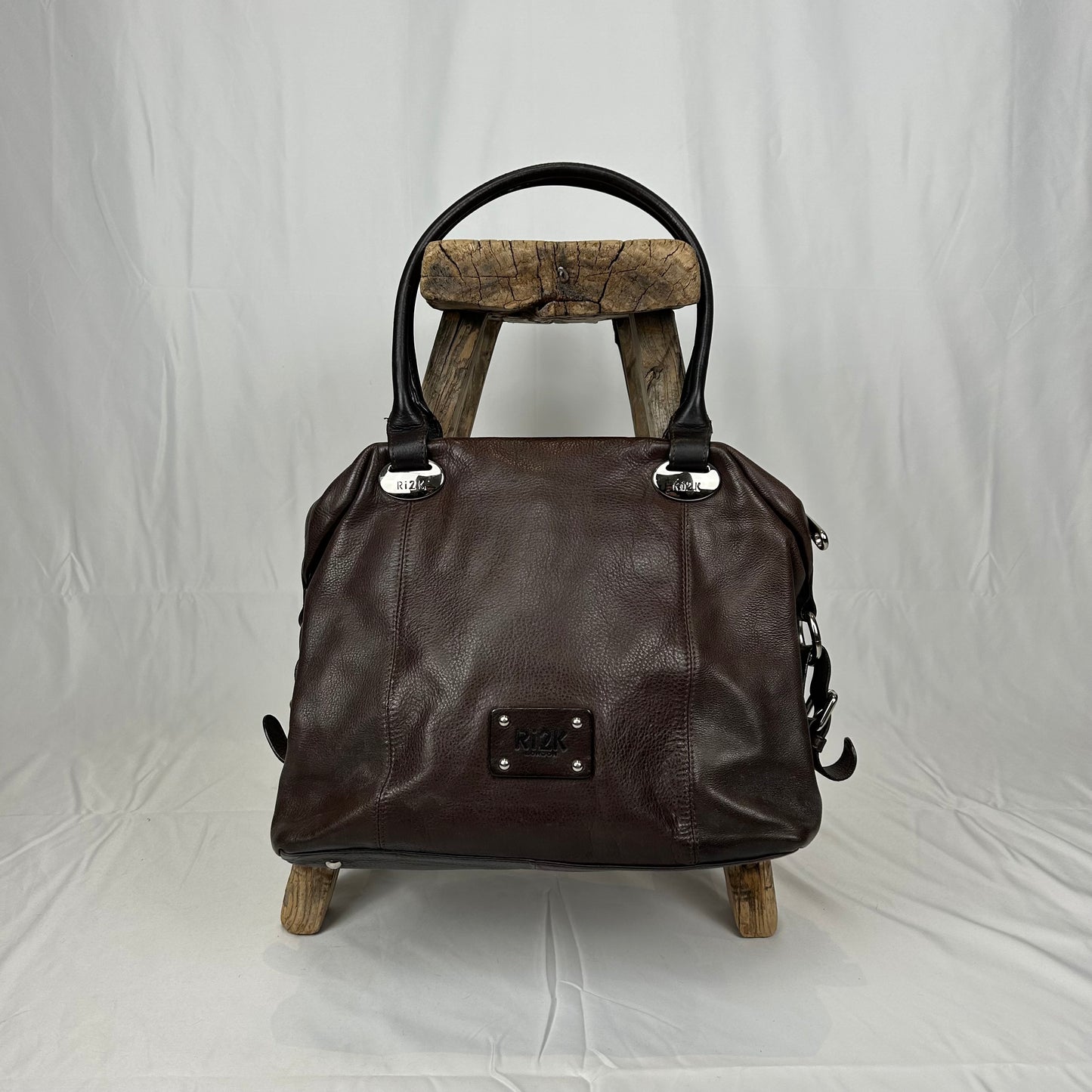 Vintage y2k style brown leather shoulder bag