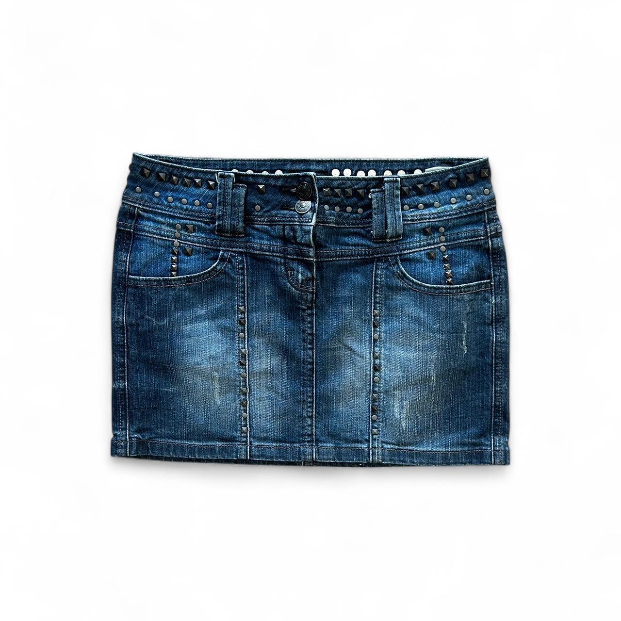 Vintage Y2K style dark wash studded denim mini skirt