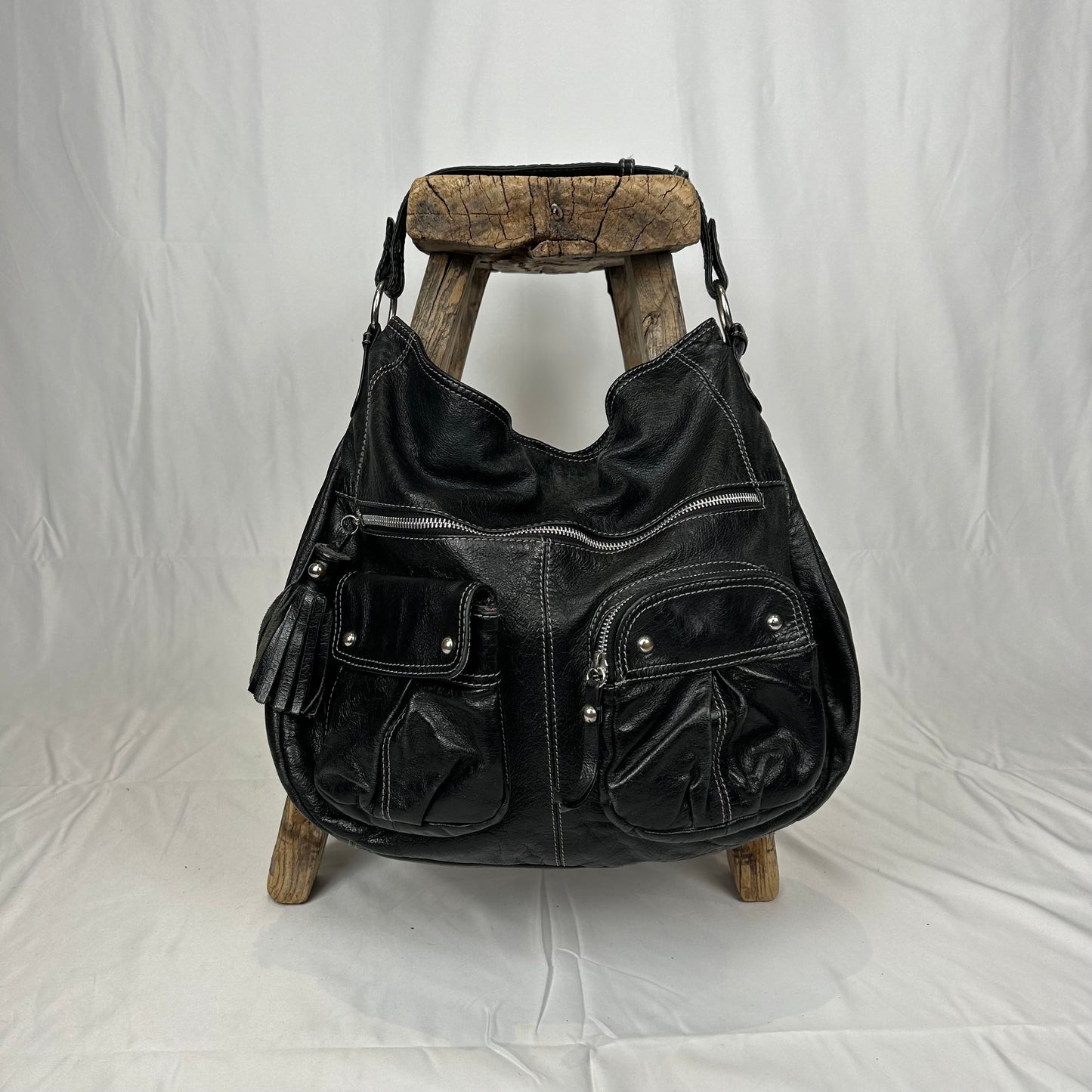 Vintage y2k style black slouchy hobo leather shoulder bag
