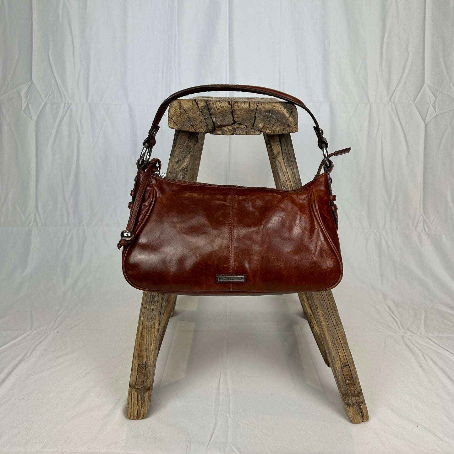 Vintage y2k style brown leather handbag
