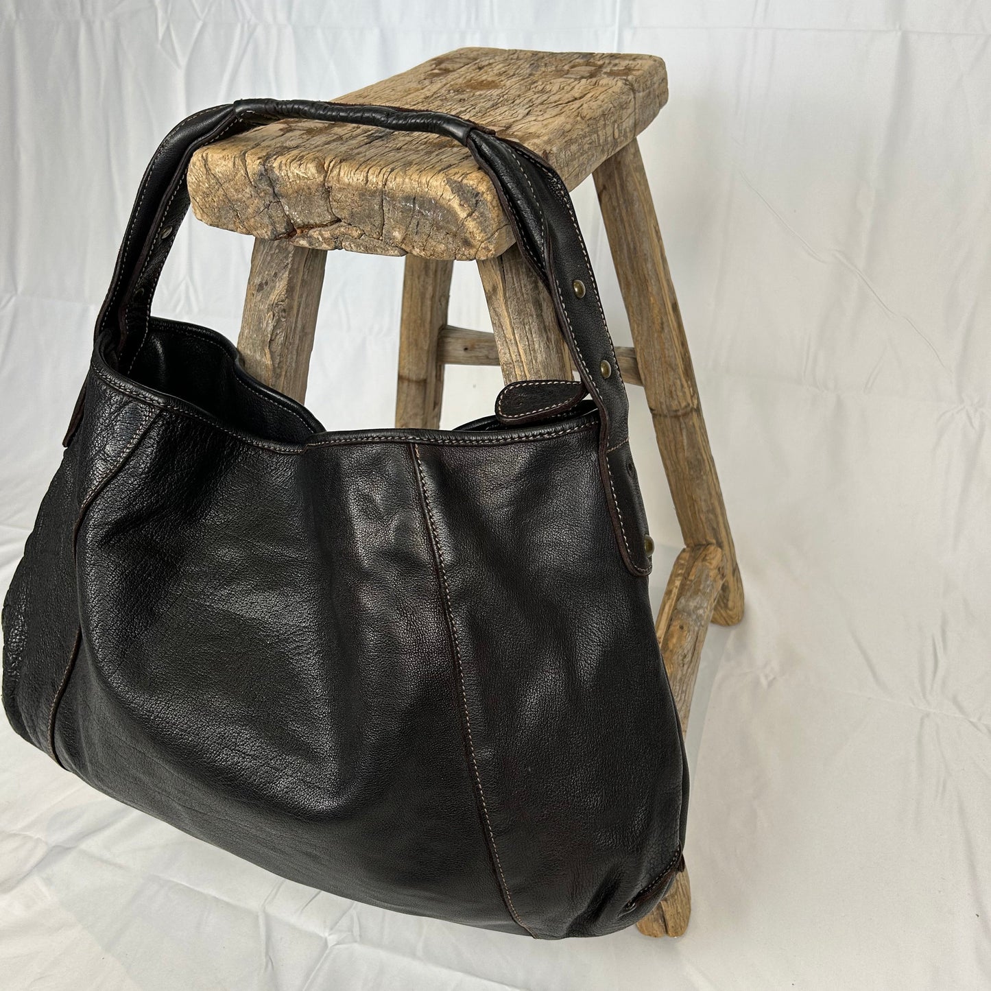 Vintage y2k style slouchy black hobo leather bag