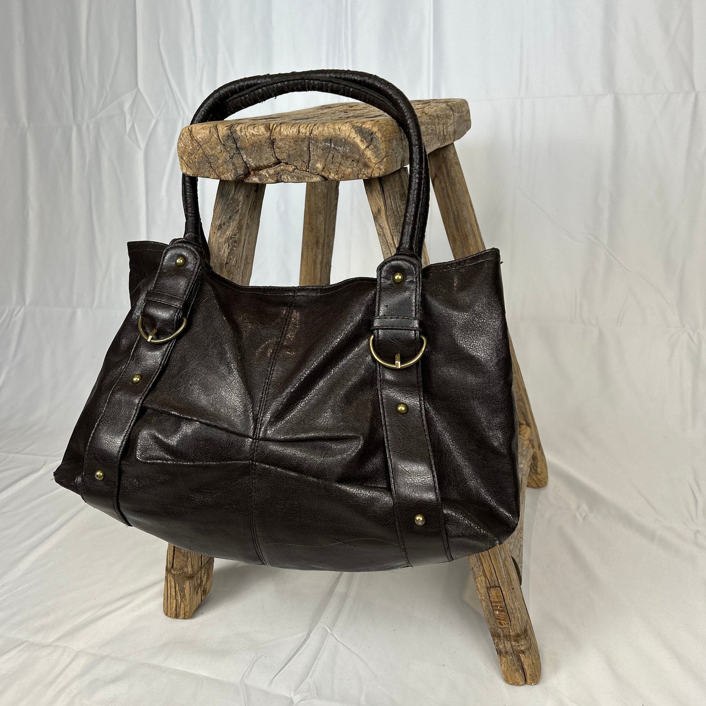 Vintage y2k style brown faux leather handbag
