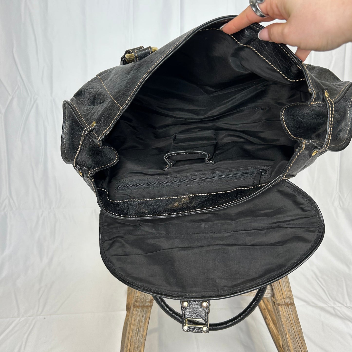 Vintage y2k style black leather shoulder bag