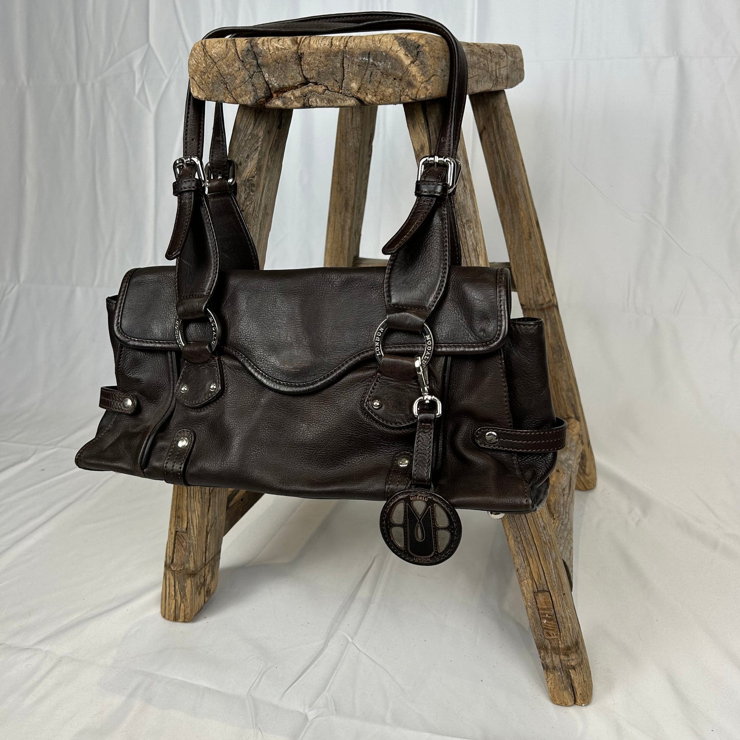 Vintage y2k style chocolate brown slouchy leather shoulder bag