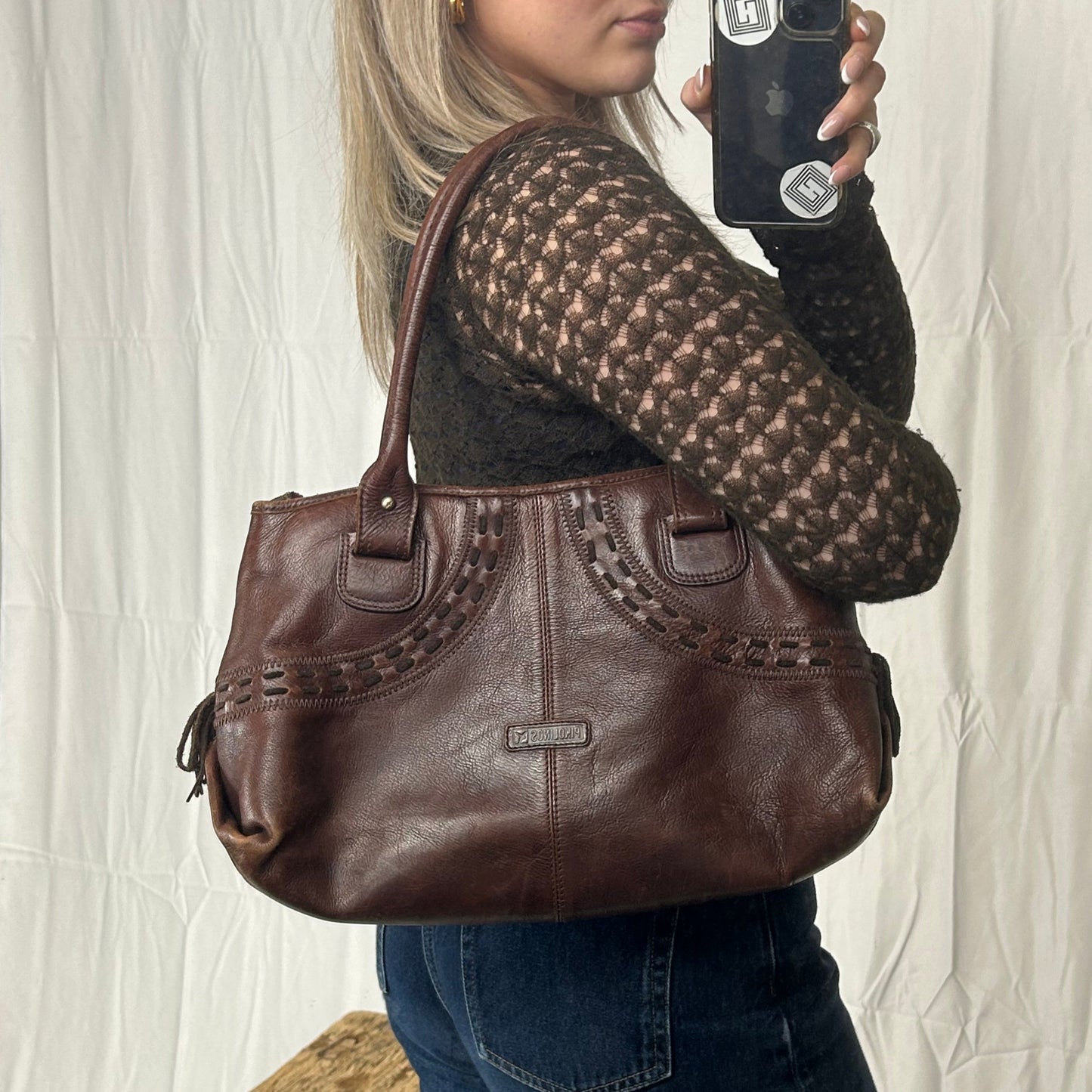 Vintage y2k style brown leather shoulder bag