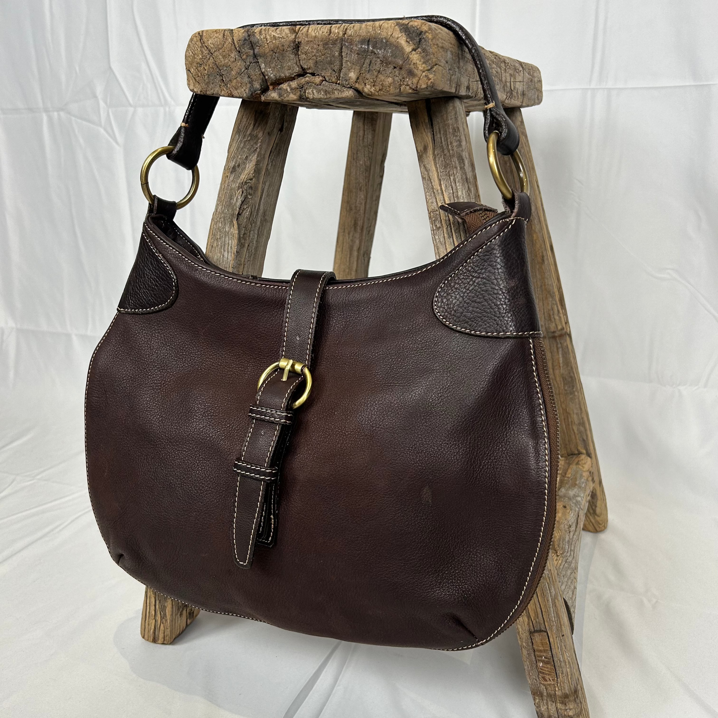 Vintage y2k style brown leather shoulder bag