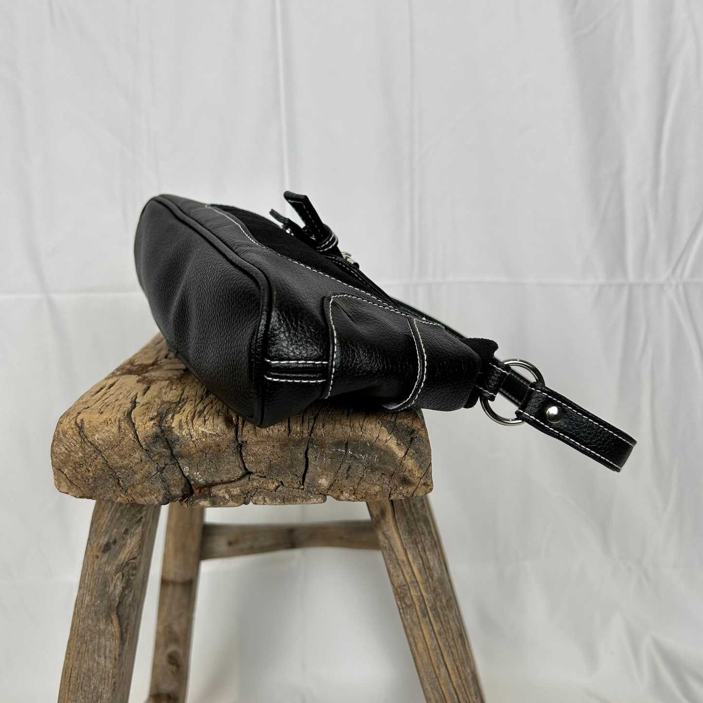 Vintage y2k style black faux leather shoulder bag