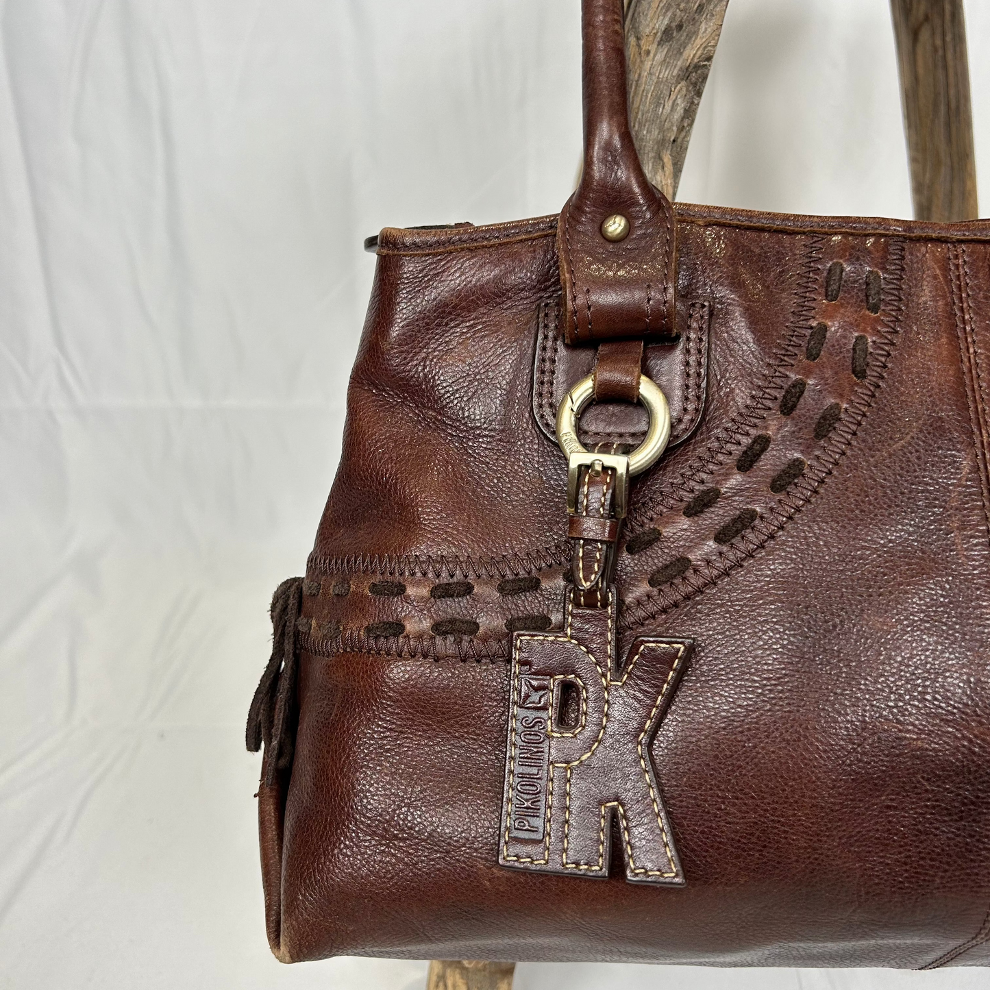Vintage y2k style brown leather shoulder bag