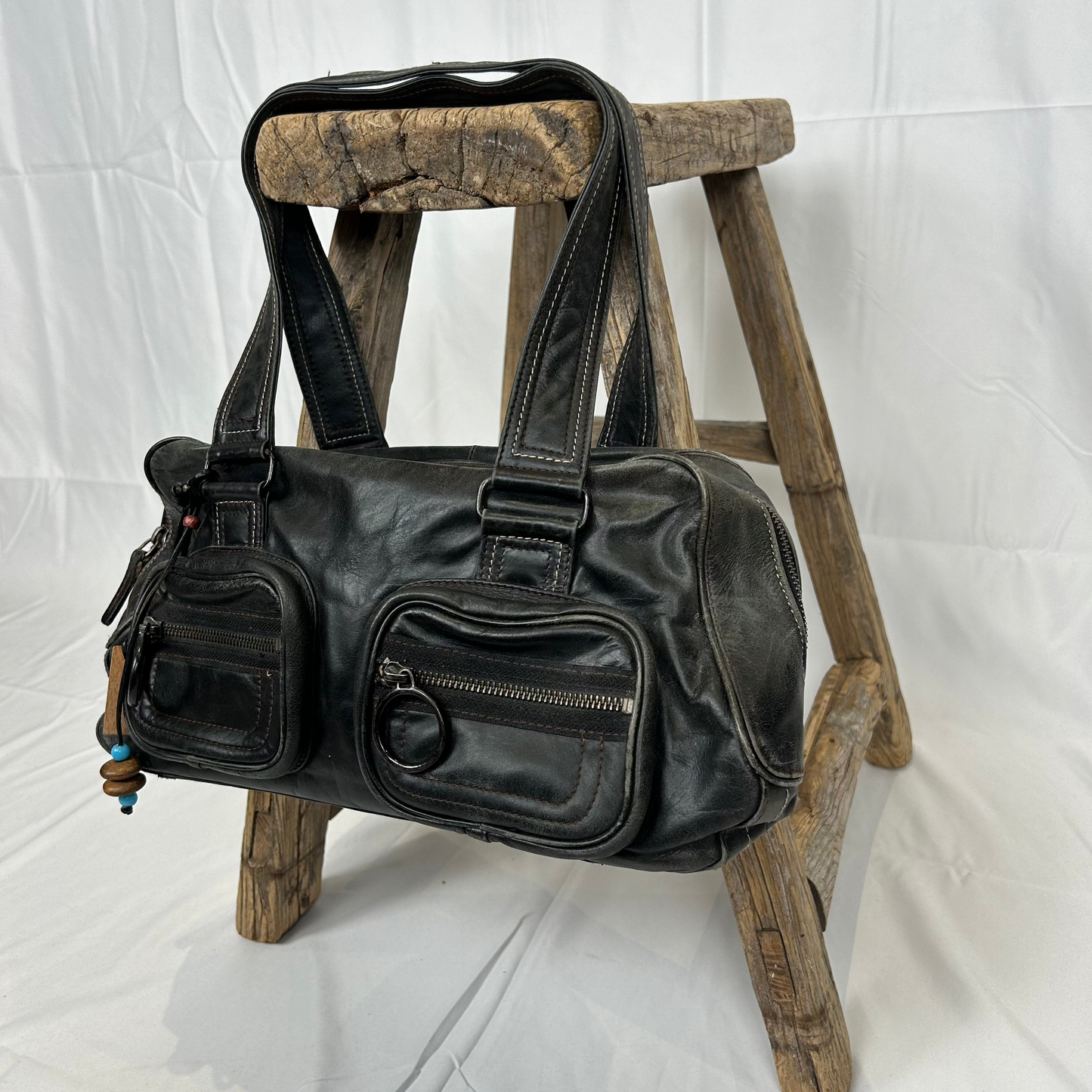 Vintage y2k style distressed dark brown leather shoulder bag