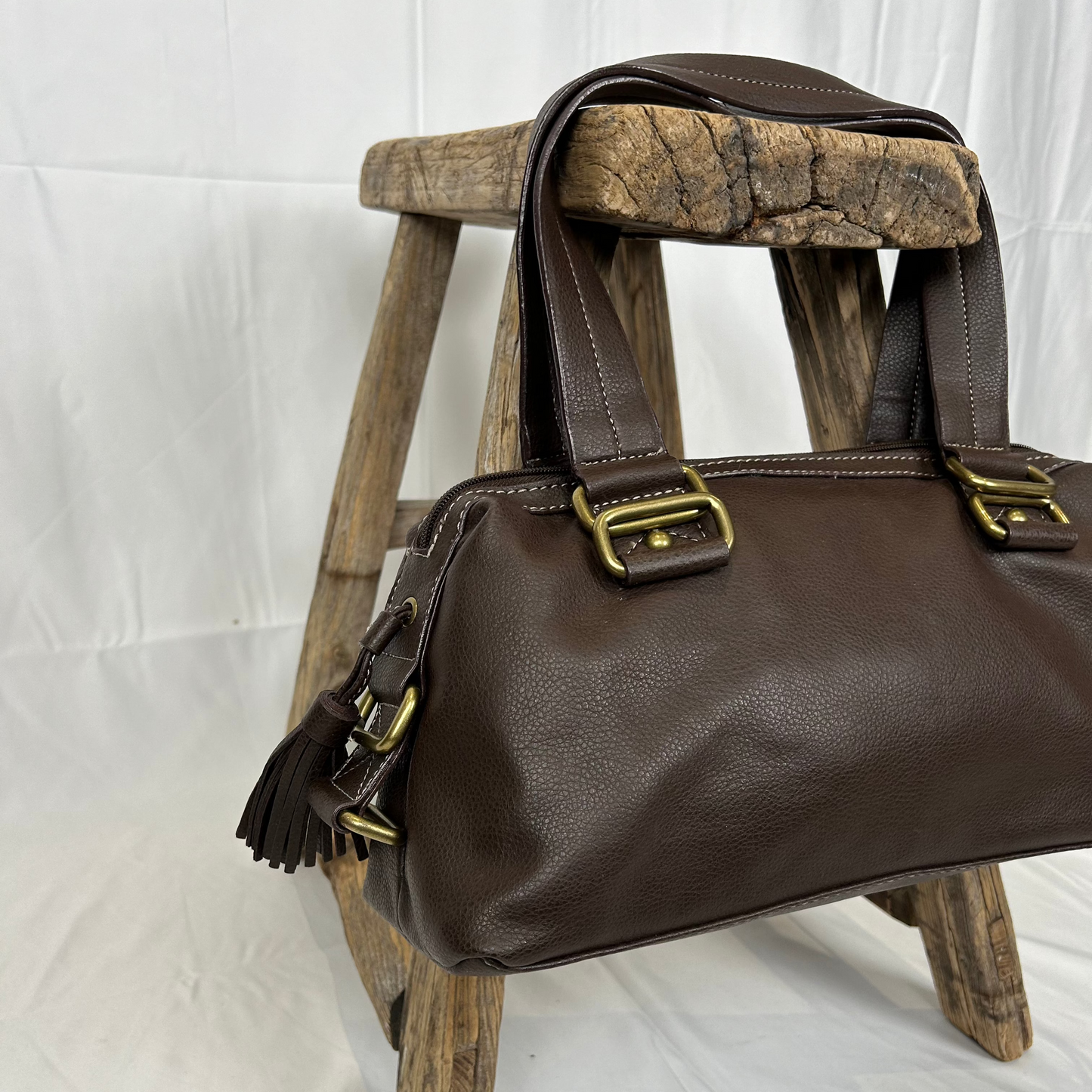Vintage y2k style dark brown soft leather shoulder bag