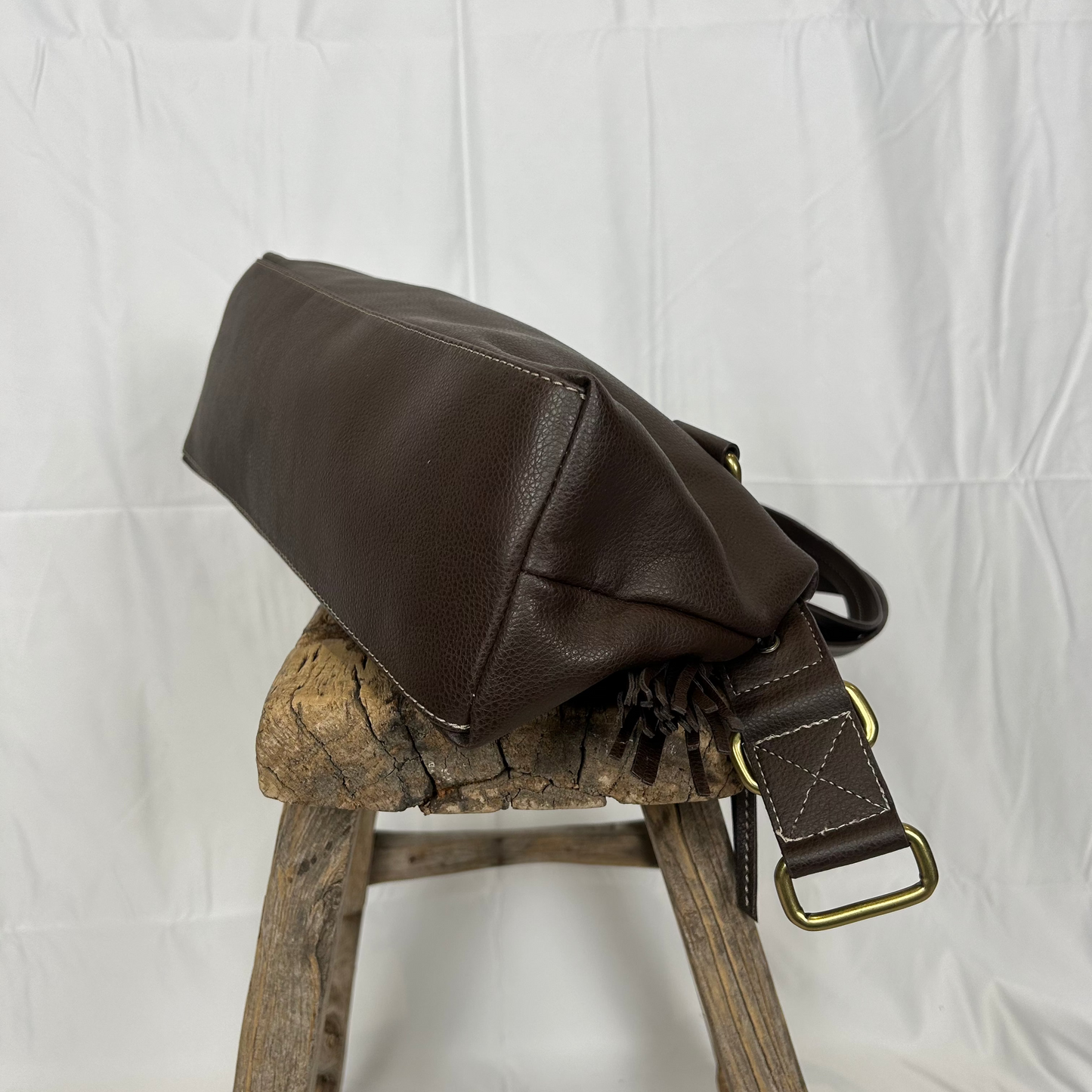Vintage y2k style dark brown soft leather shoulder bag