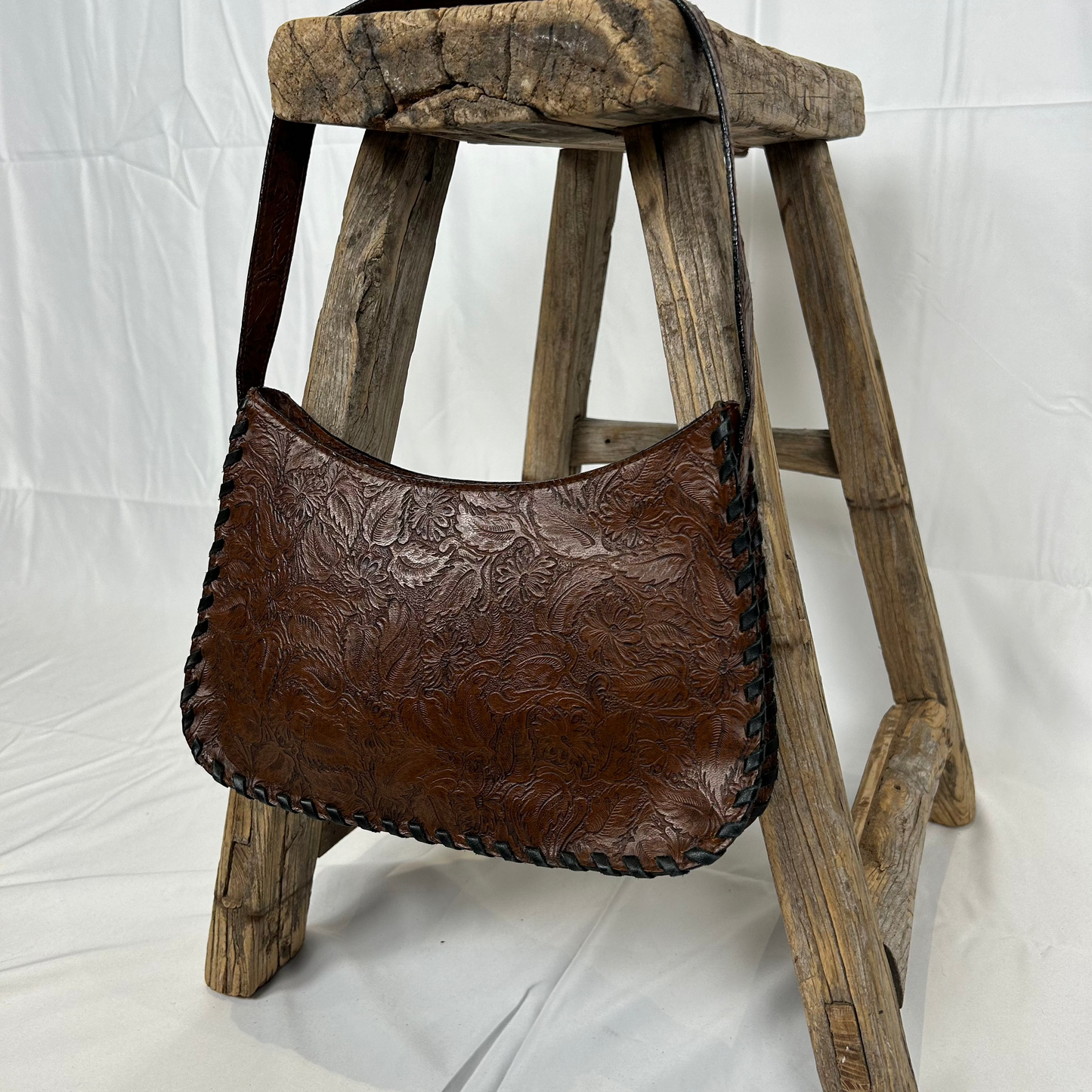 Vintage y2k style brown embossed faux leather shoulder bag