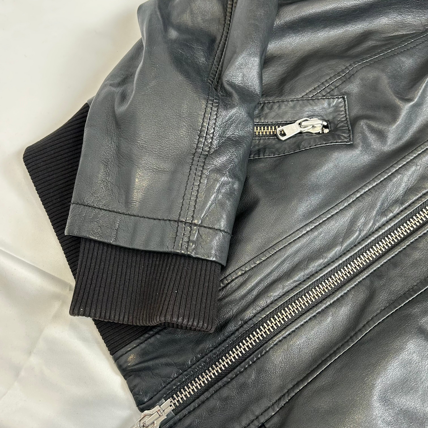 Vintage y2k style black slouchy leather jacket