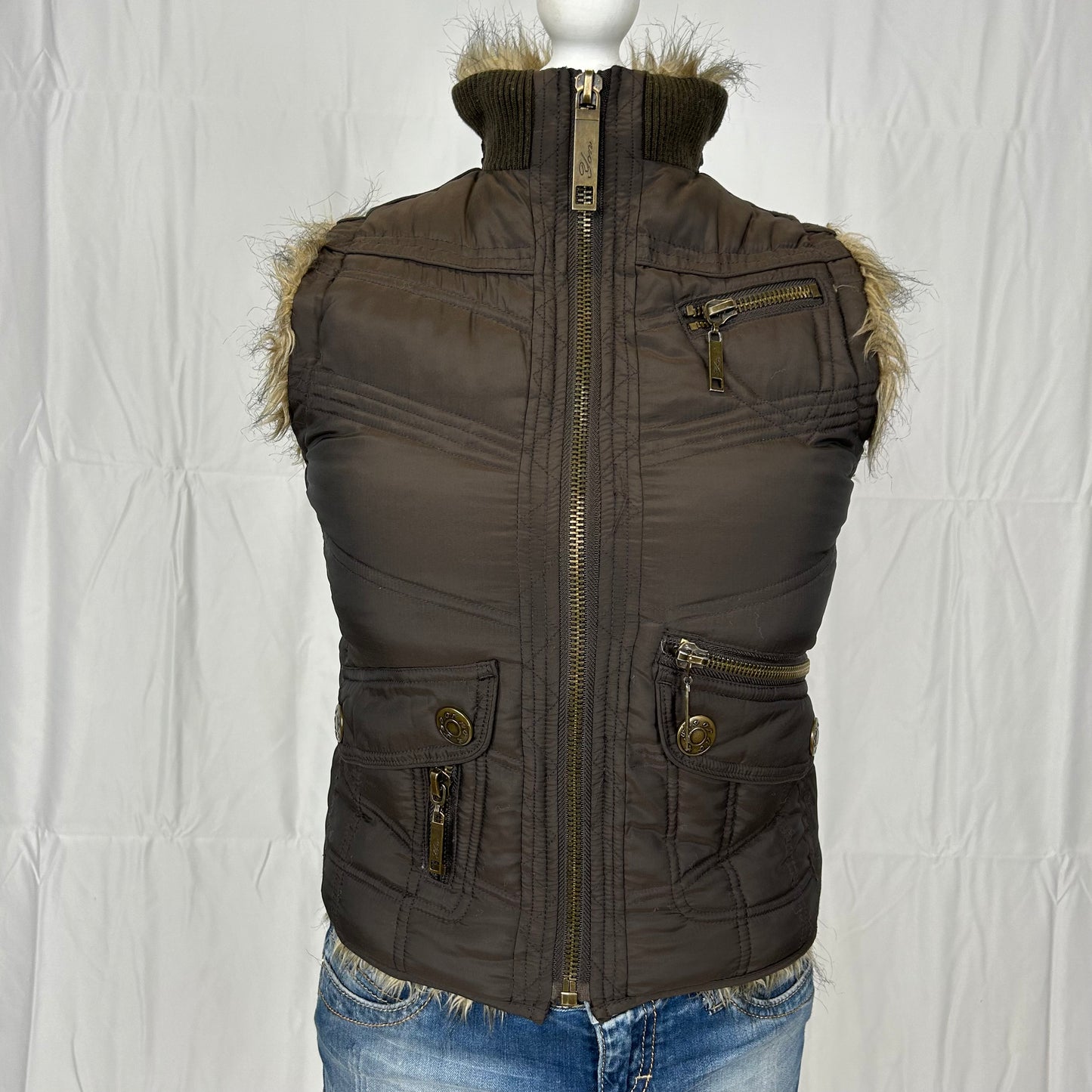 Vintage y2k style brown faux fur gilet