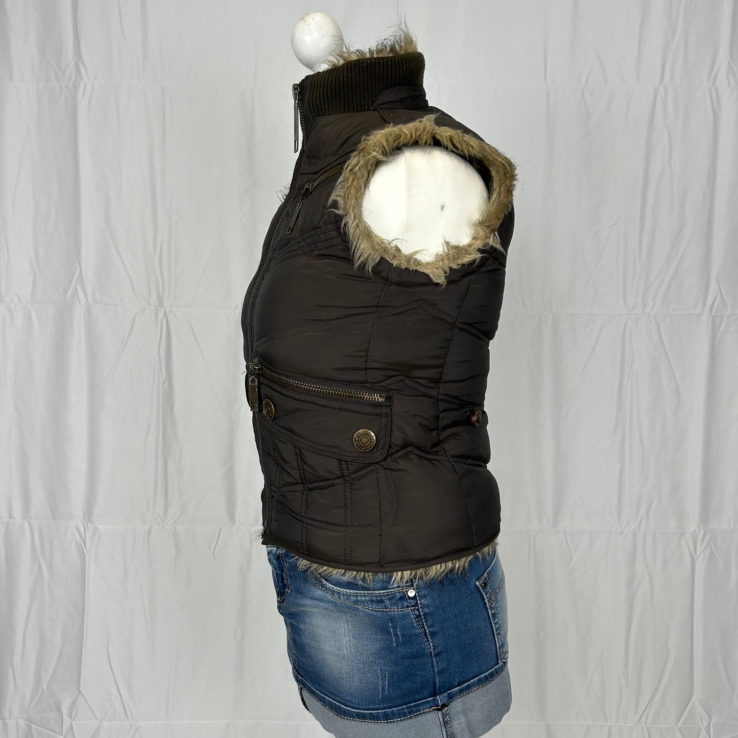 Vintage y2k style brown faux fur gilet