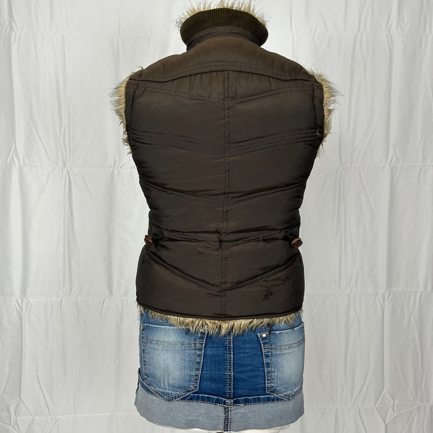 Vintage y2k style brown faux fur gilet