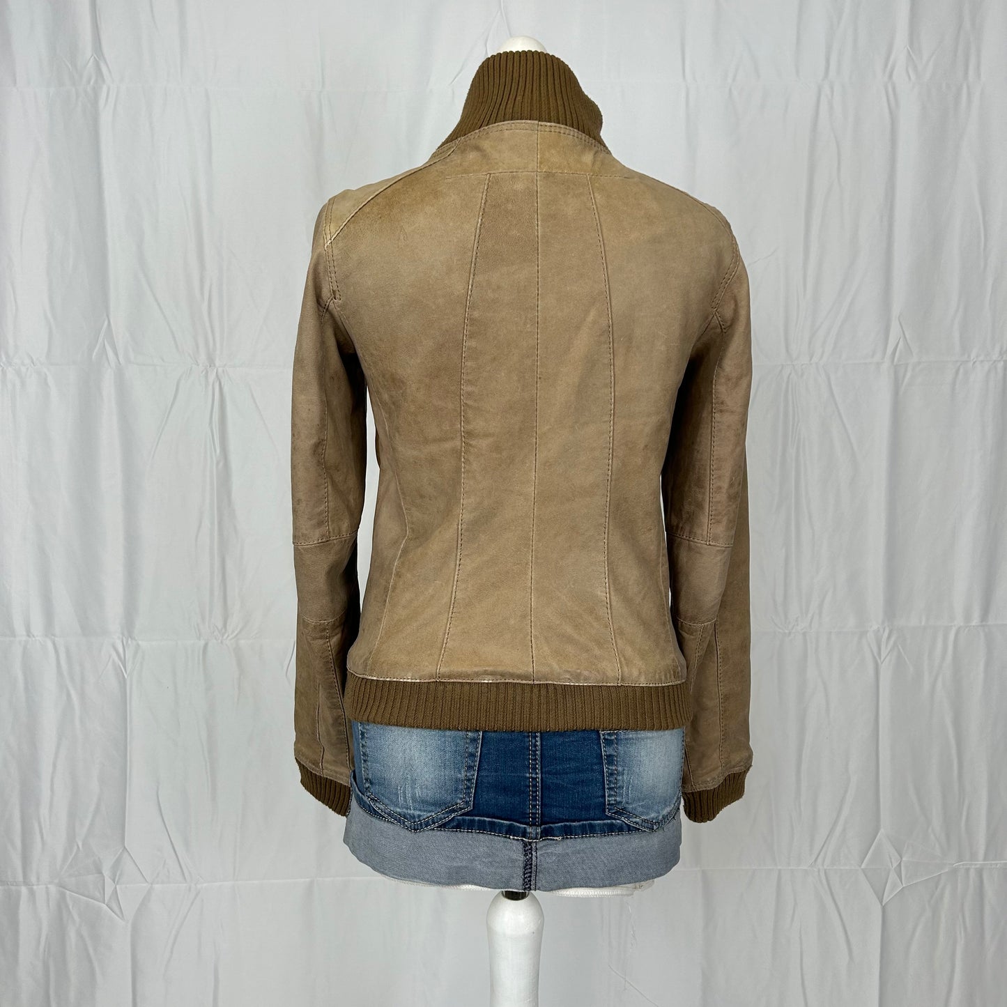 Vintage y2k style tan ribbed leather jacket