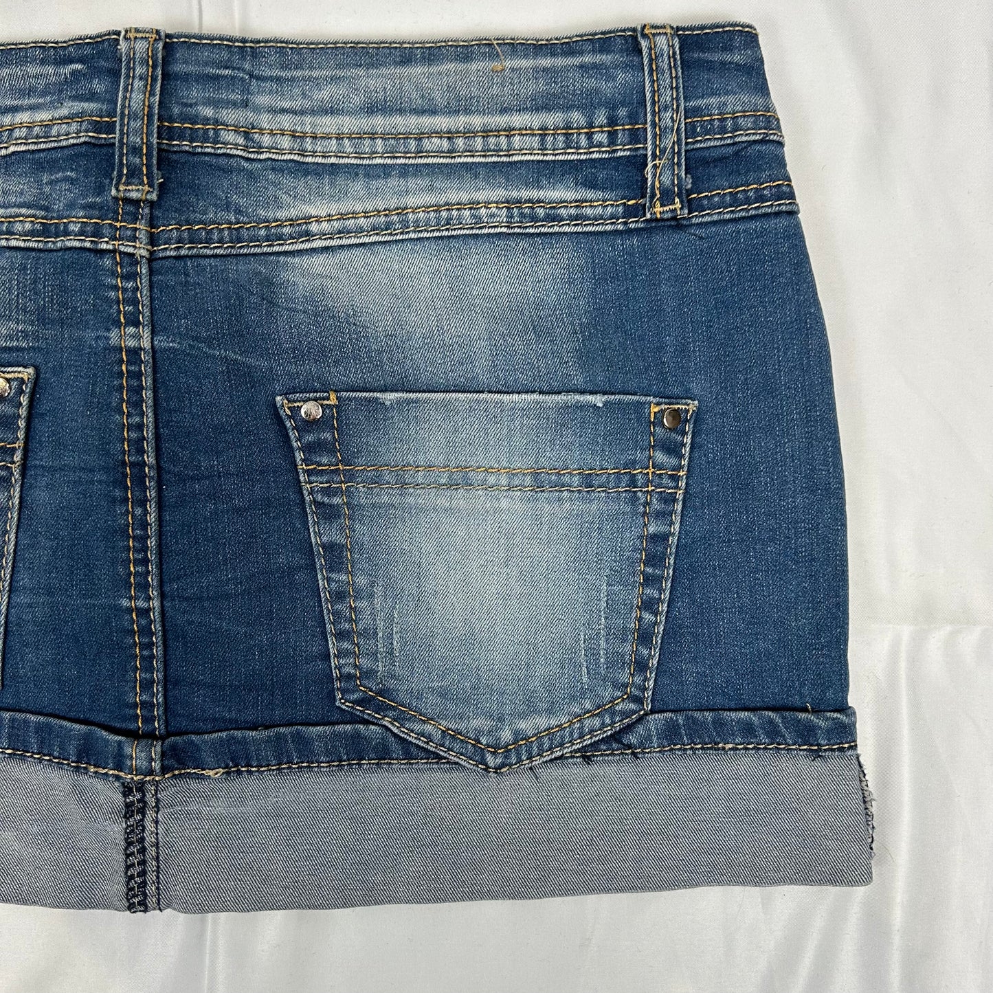 Vintage y2k style denim mini skirt
