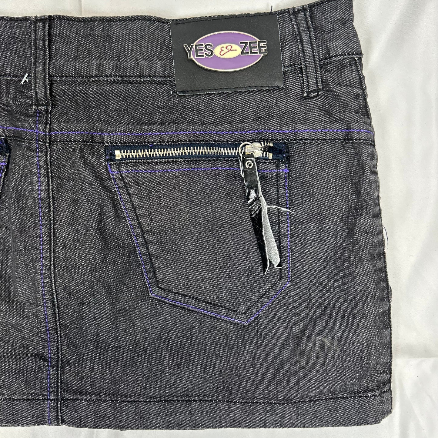 Vintage y2k style dark grey denim mini skirt