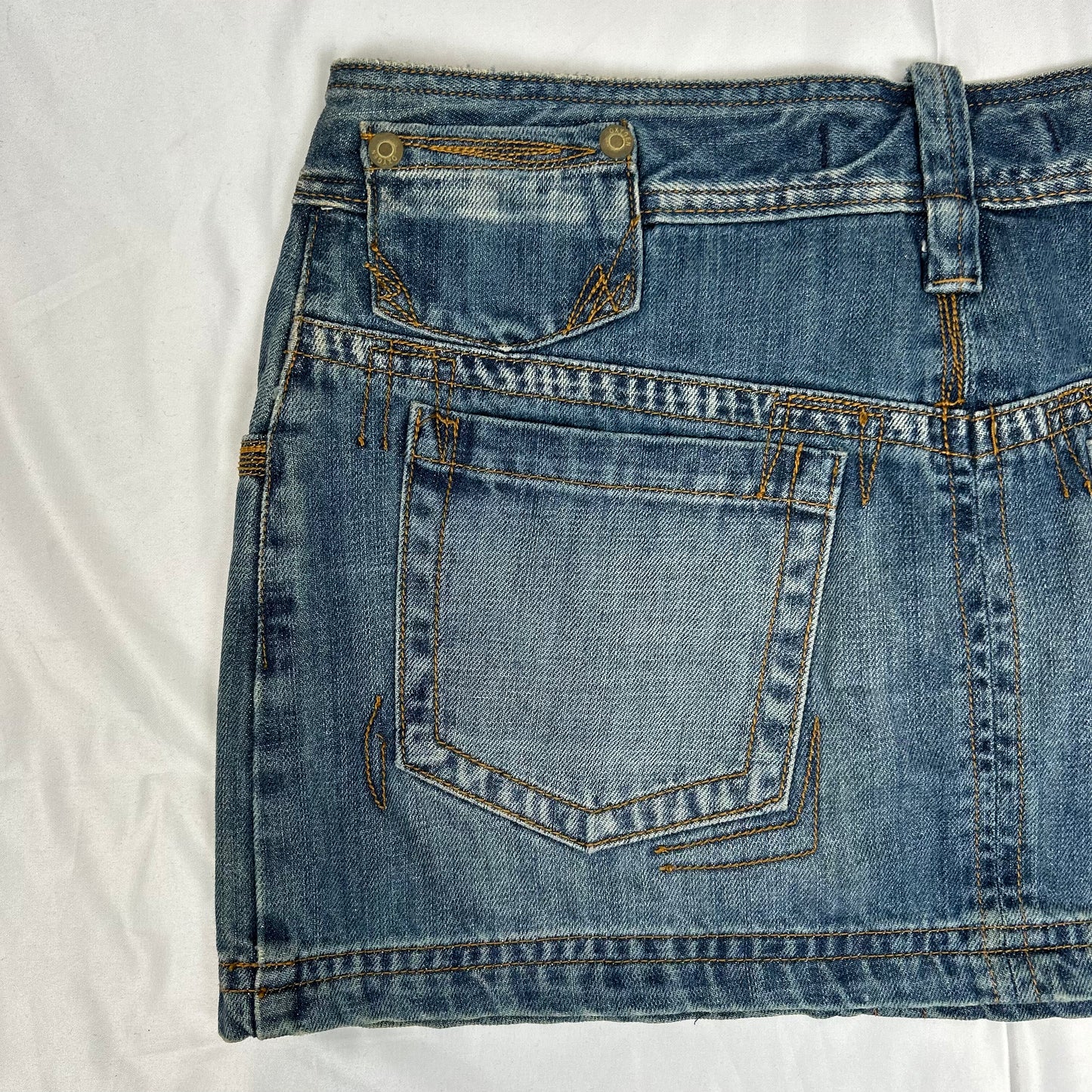 Vintage y2k style denim mini skirt