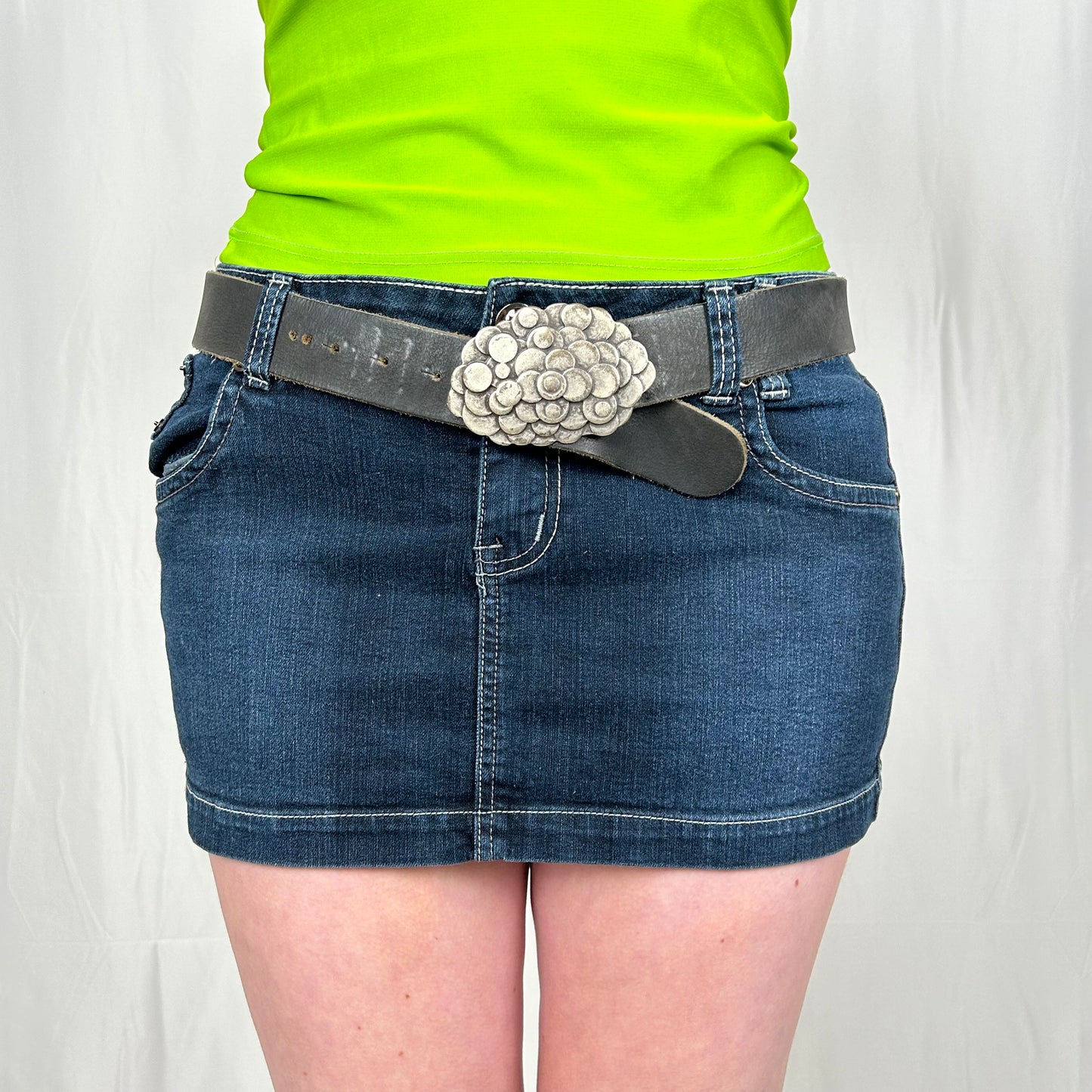 Vintage y2k style black leather belt