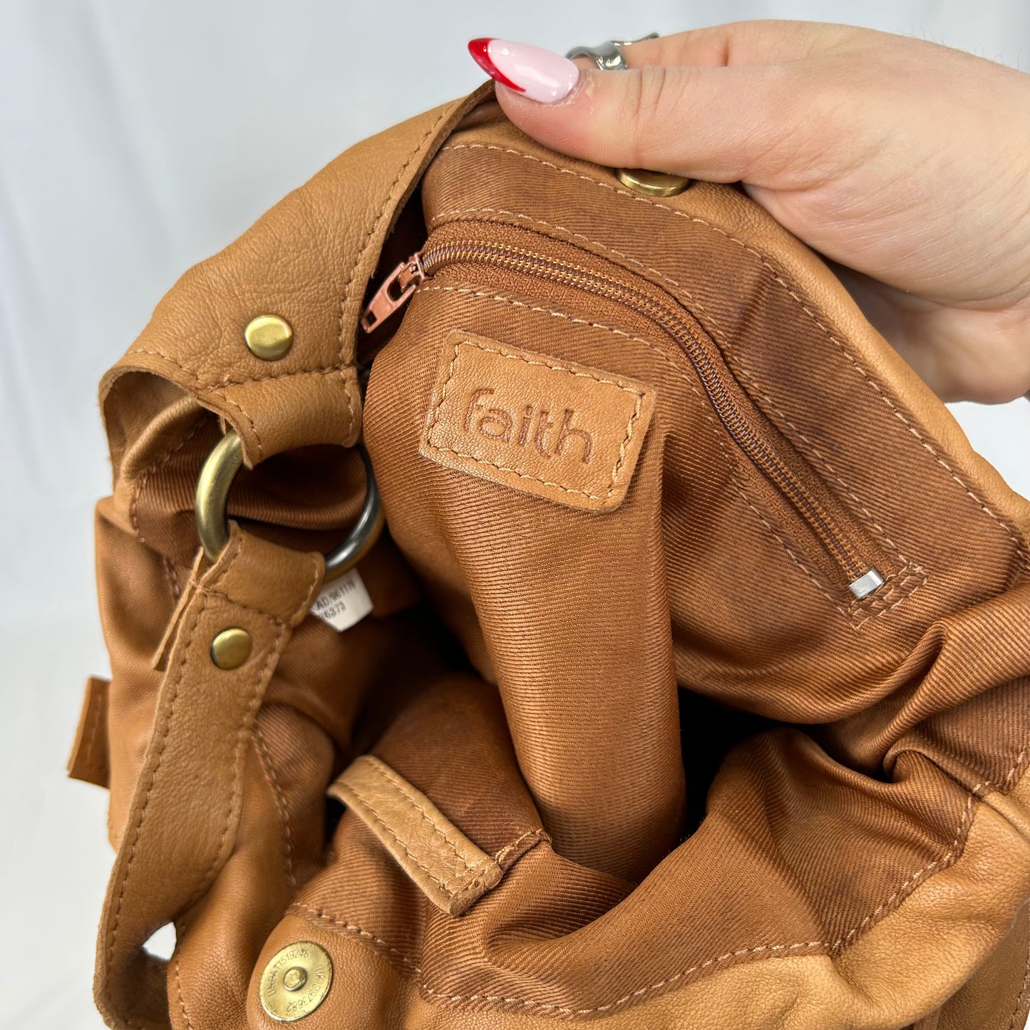 Vintage y2k style tan small soft leather shoulder bag