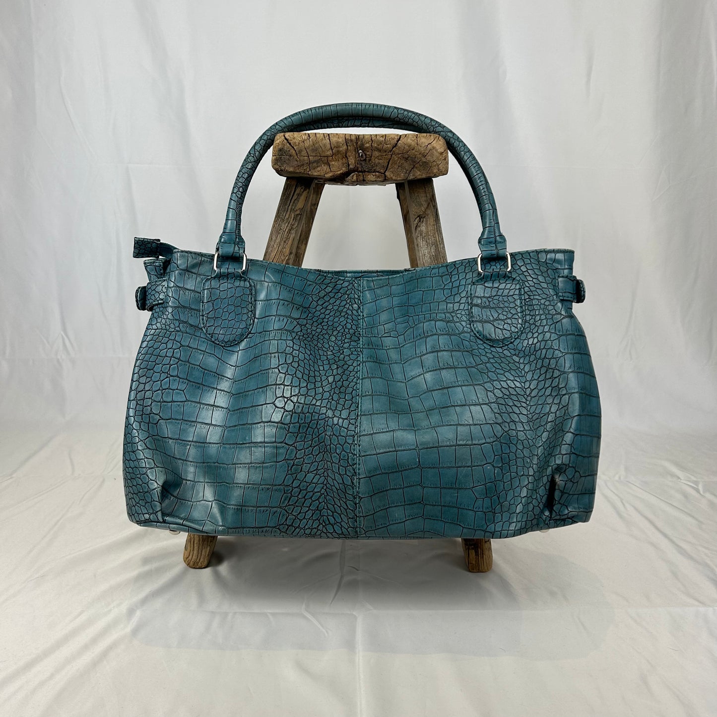 Vintage y2k style blue faux leather mock croc print shoulder bag
