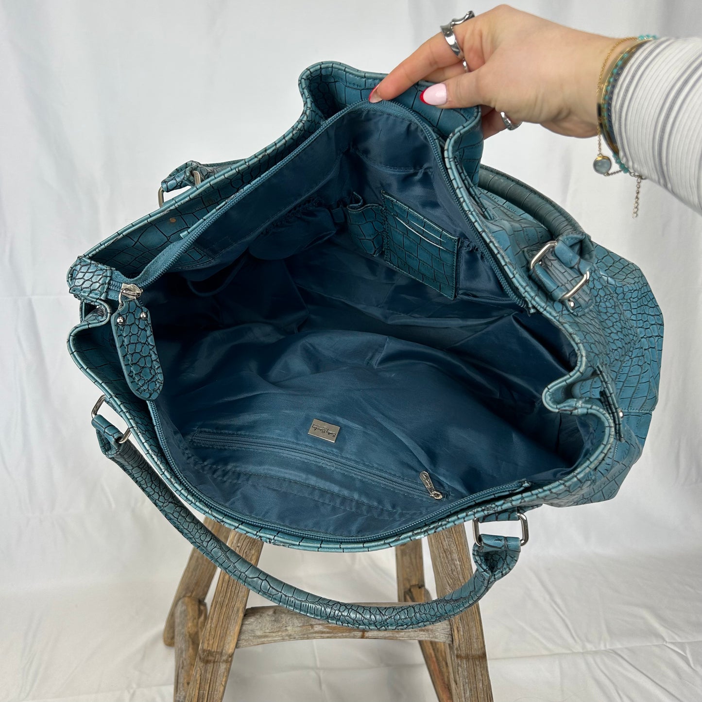 Vintage y2k style blue faux leather mock croc print shoulder bag