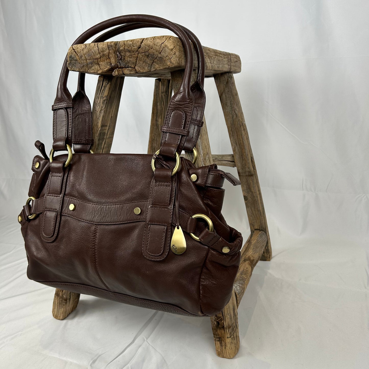 Vintage y2k style brown leather shoulder bag
