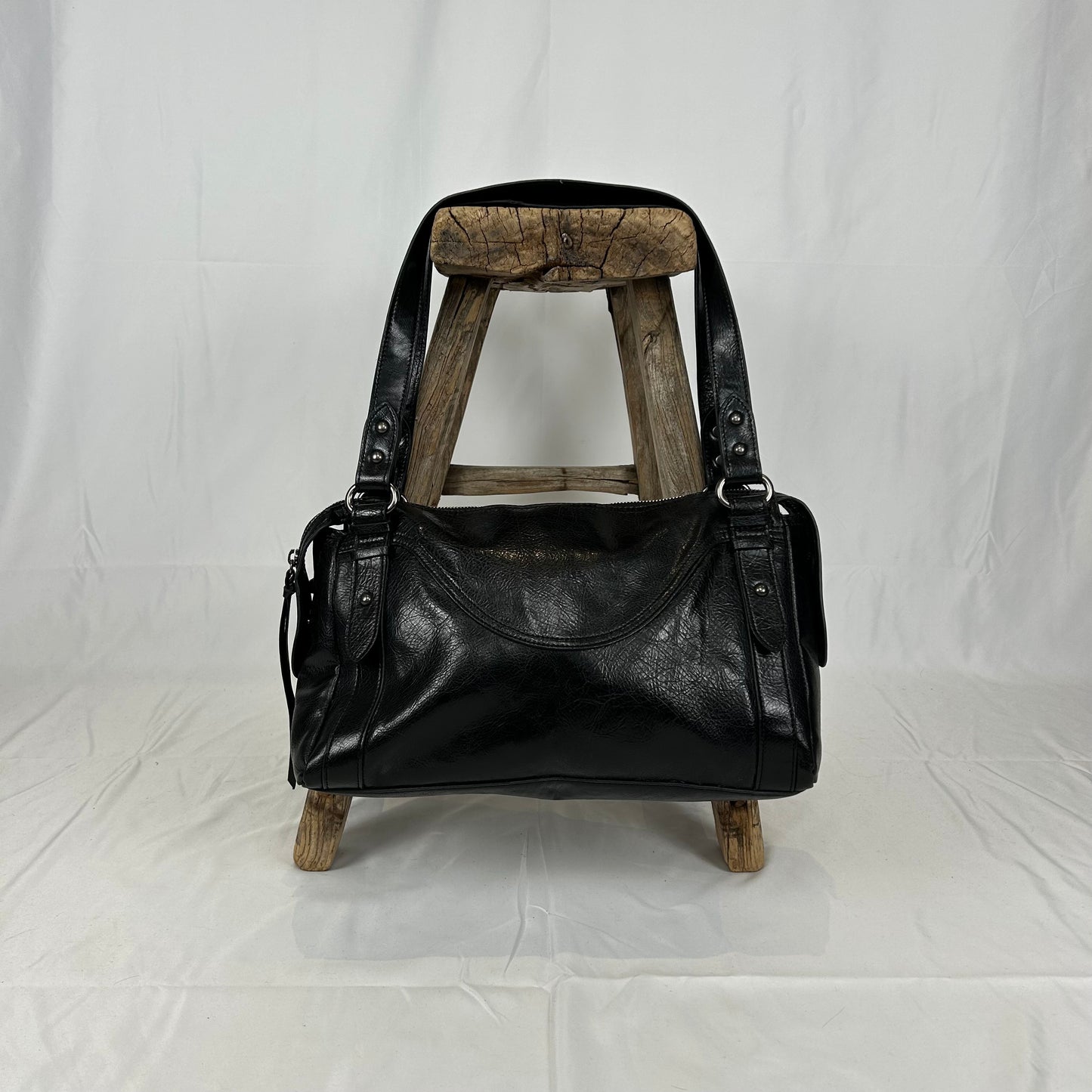Vintage y2k style black leather shoulder bag