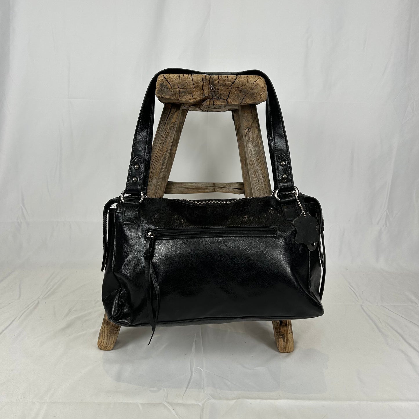 Vintage y2k style black leather shoulder bag