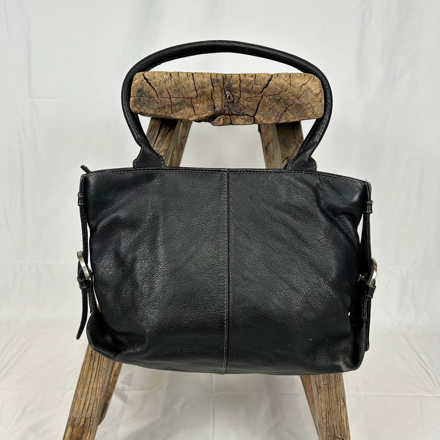 Vintage y2k style black leather shoulder bag