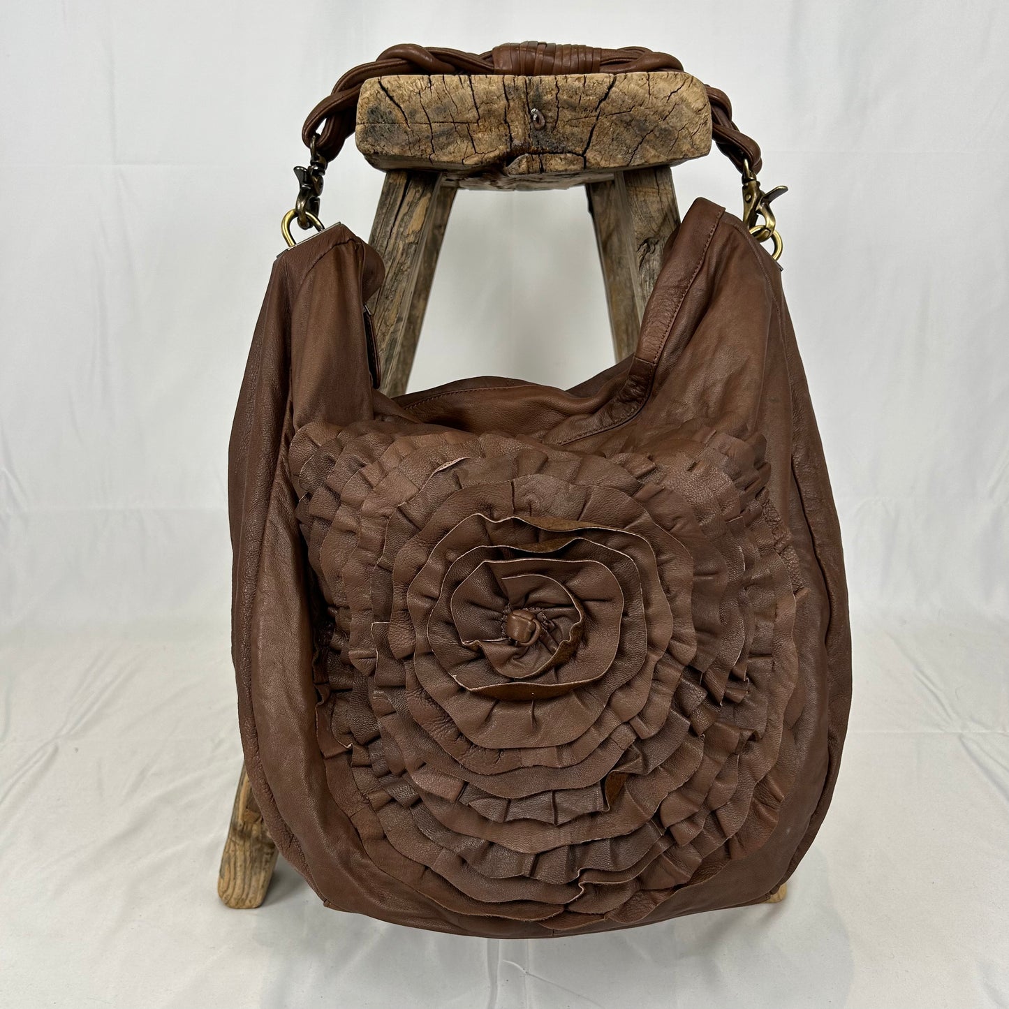 Vintage y2k style brown slouchy soft hobo shoulder bag