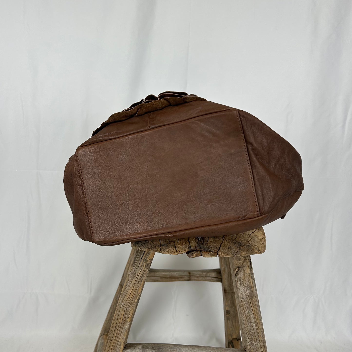 Vintage y2k style brown slouchy soft hobo shoulder bag