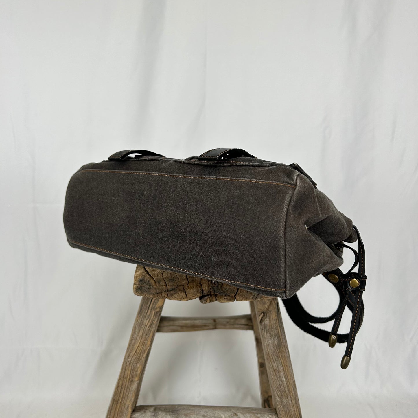 Vintage y2k style brown utility leather shoulder bag