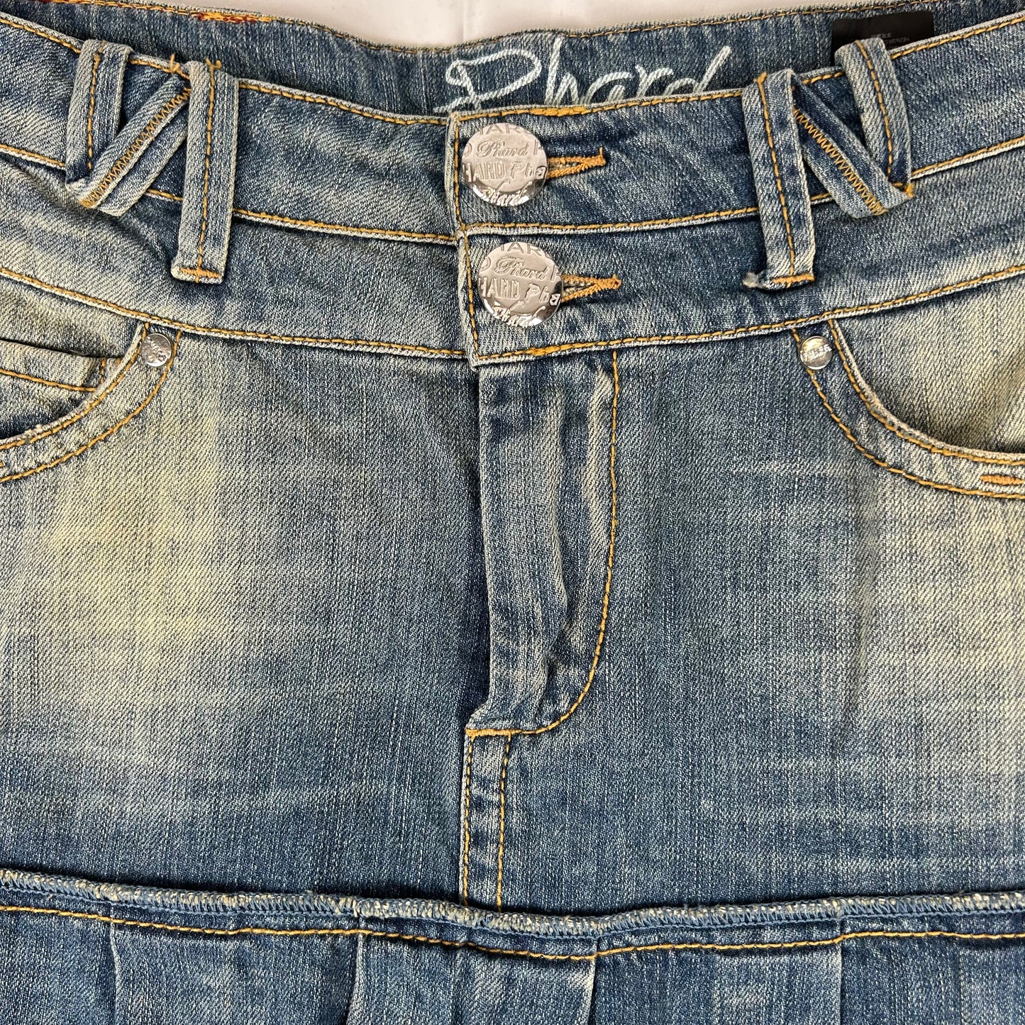 Vintage y2k style mid wash denim pleated mini skirt
