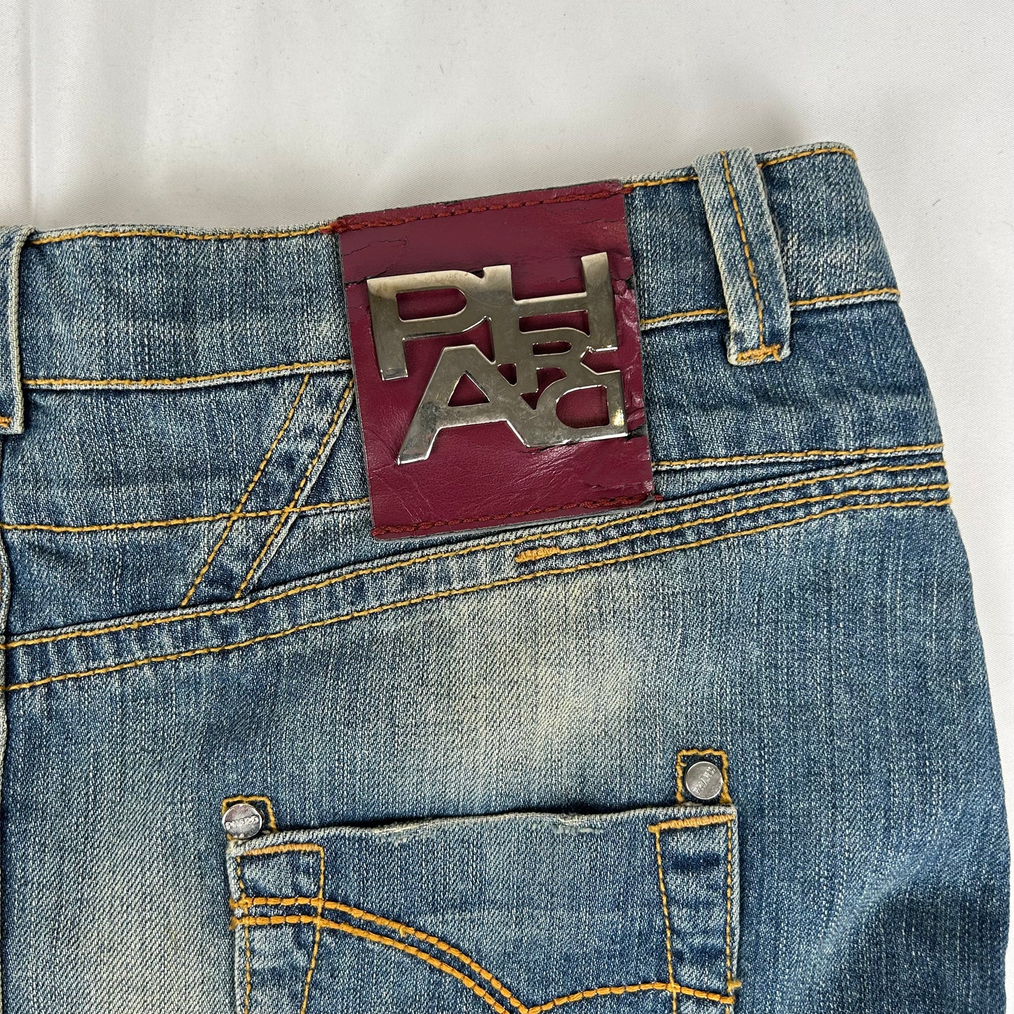 Vintage y2k style mid wash denim pleated mini skirt