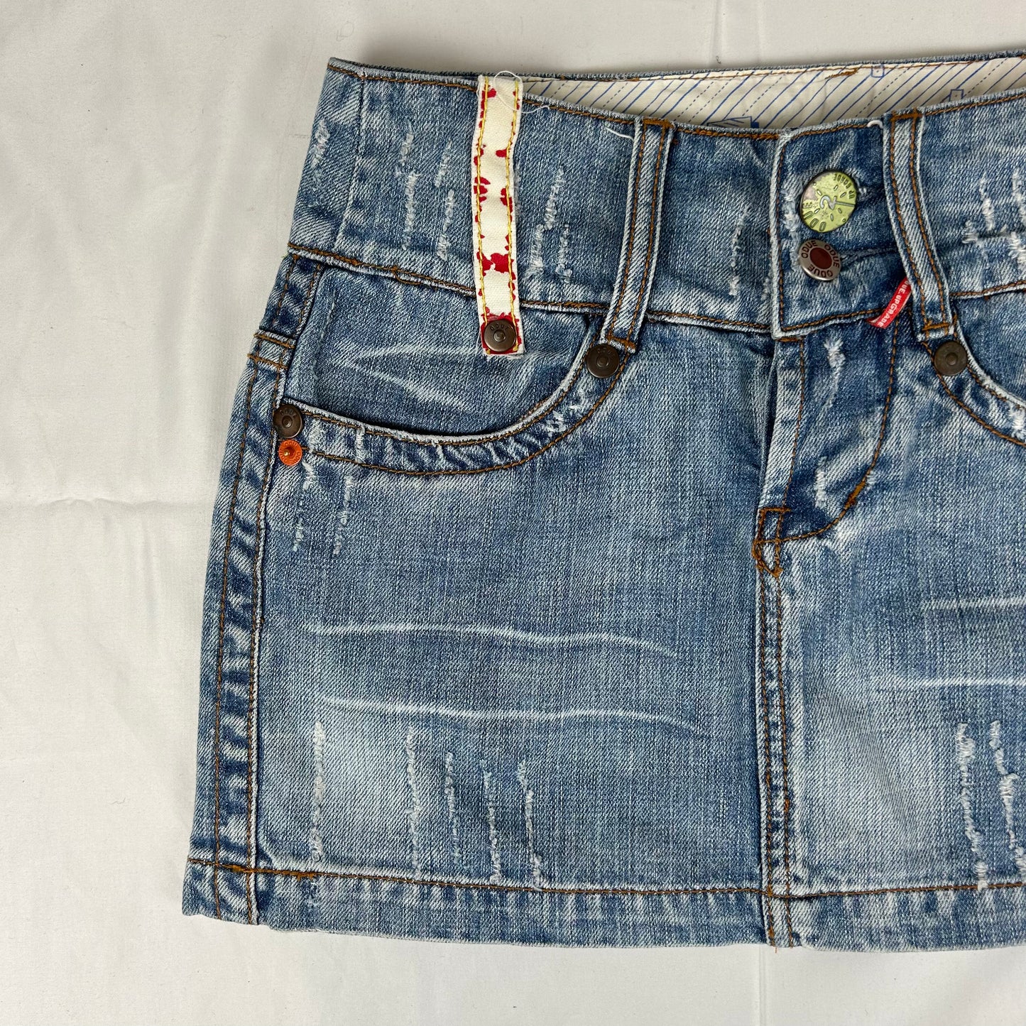 Vintage y2k style denim mini skirt