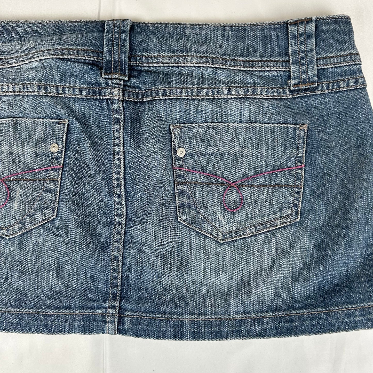 Vintage y2k style mid wash denim mini skirt