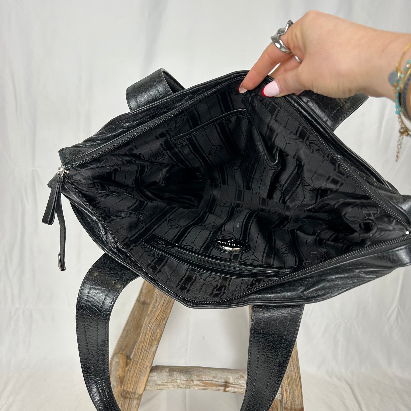 Vintage y2k style black leather shoulder bag