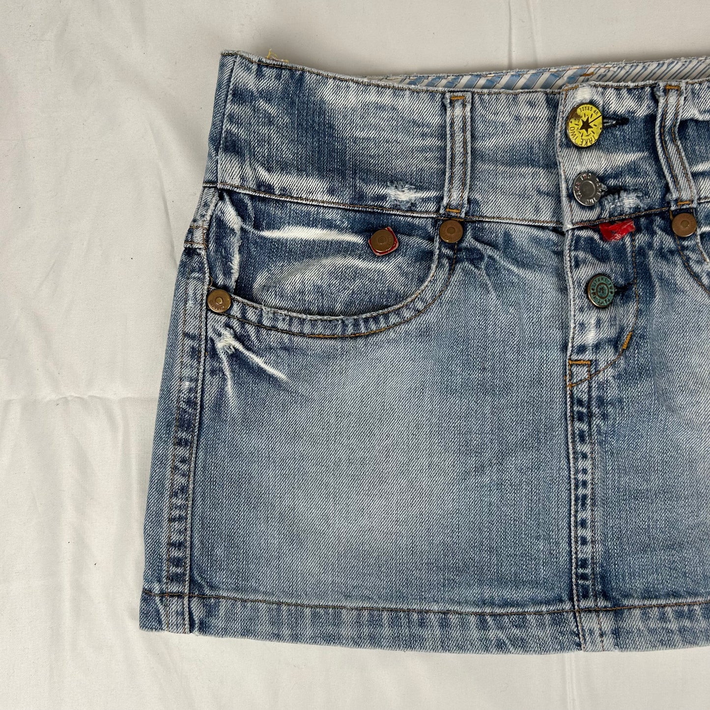 Vintage y2k style light wash denim mini skirt
