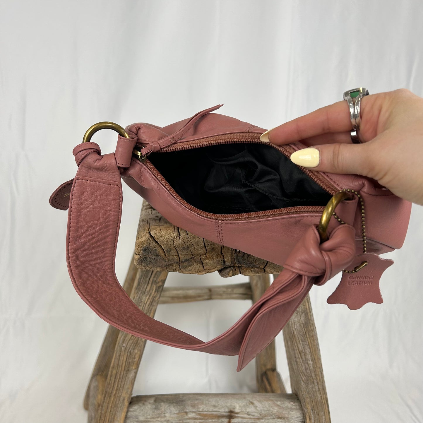 Vintage y2k style pink leather small shoulder bag
