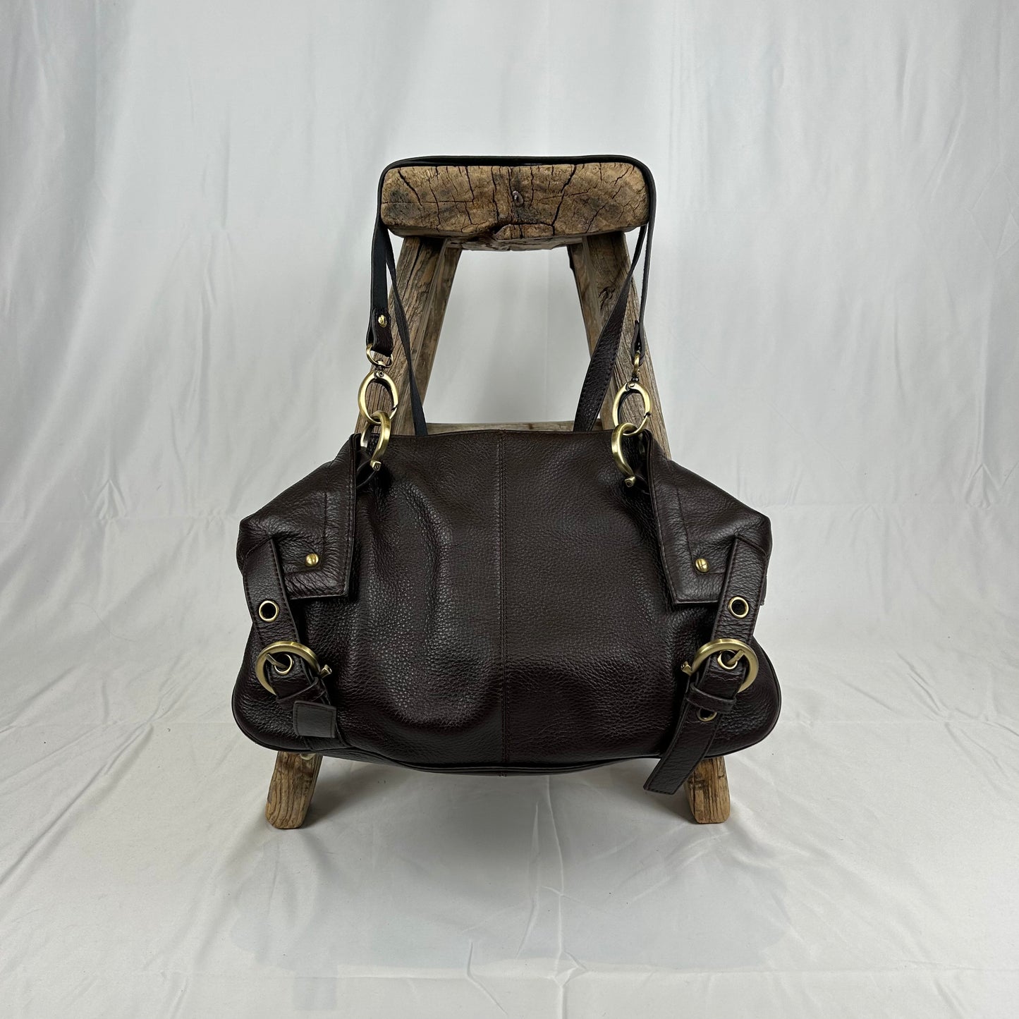 Vintage y2k style brown pebbled leather shoulder bag