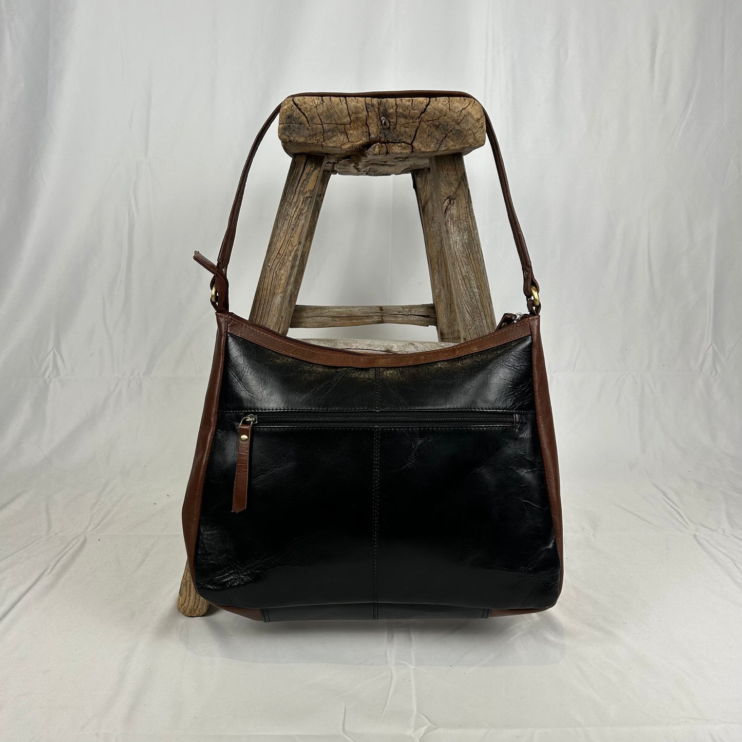 Vintage y2k style brown and black leather shoulder bag